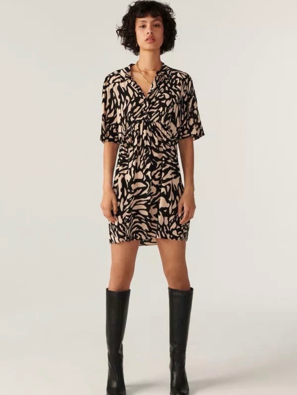 Ba&sh Short Black and Beige Printed V-Neck Dress. XS